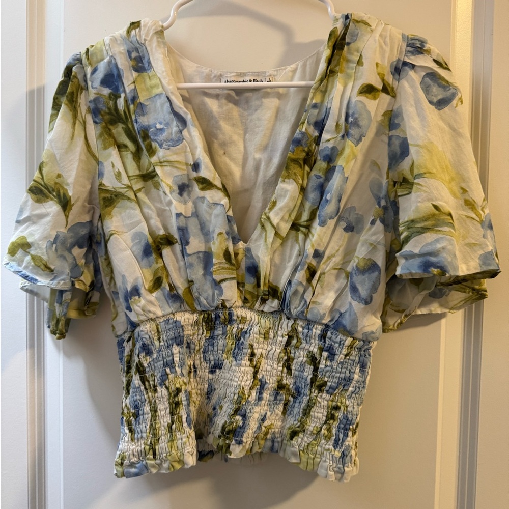Abercrombie & Fitch Top